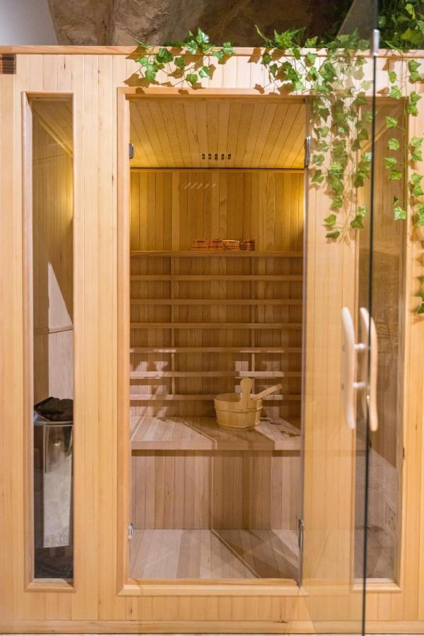 Appartement L'Autel La Crypte Mysterieuse De Rouen - Sauna & Balneo