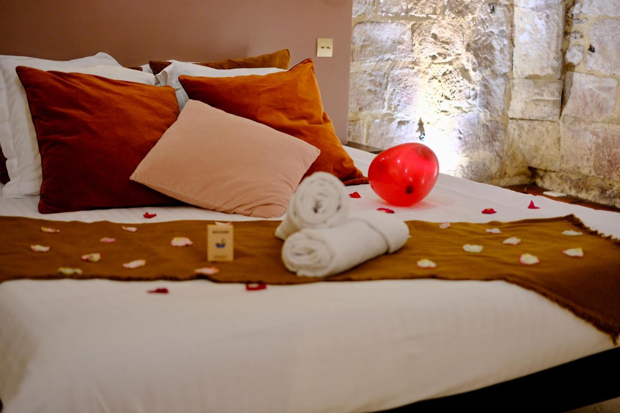 L'Autel La Crypte Mysterieuse De Rouen - Sauna & Balneo Rouen